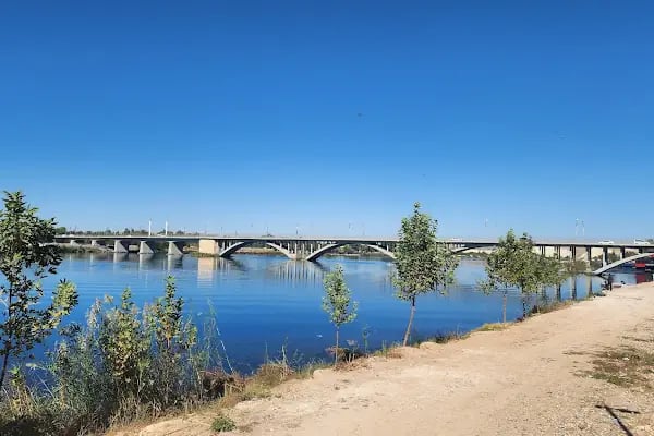 Fırat Nehri Kıyısı - Resim 3