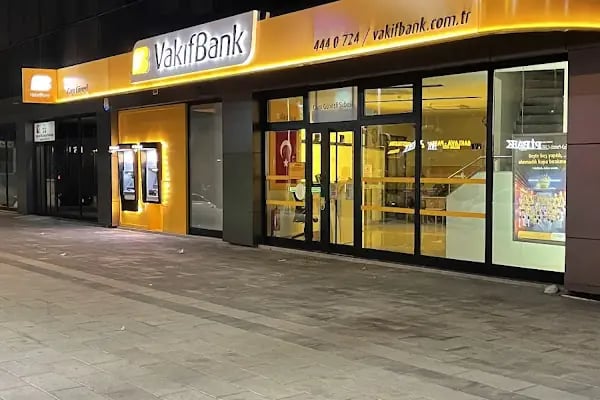 VakıfBank Çarşı Güneşli Şubesi - Resim 2