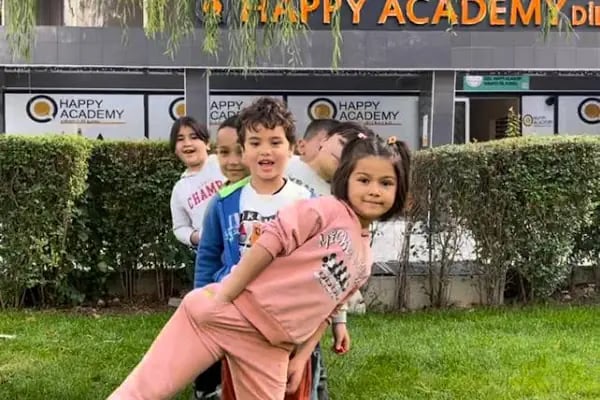 Happy Academy Yabancı Dil Kursu - Resim 9