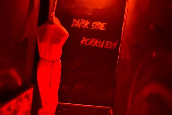 Escape Cafe &amp; Korku Evi - Resim 14