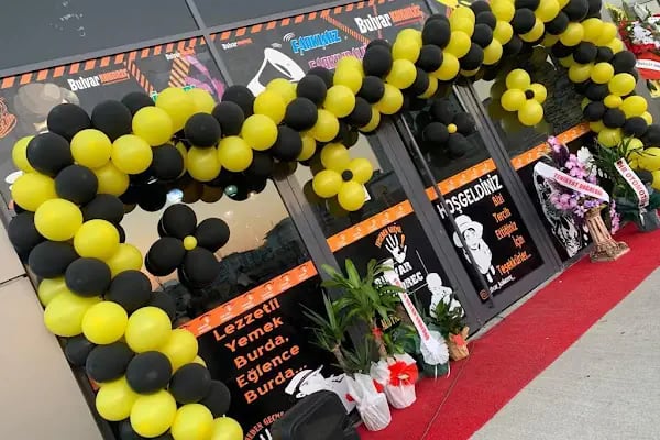 Yamaç Kafe &amp; Bistro - Resim 12