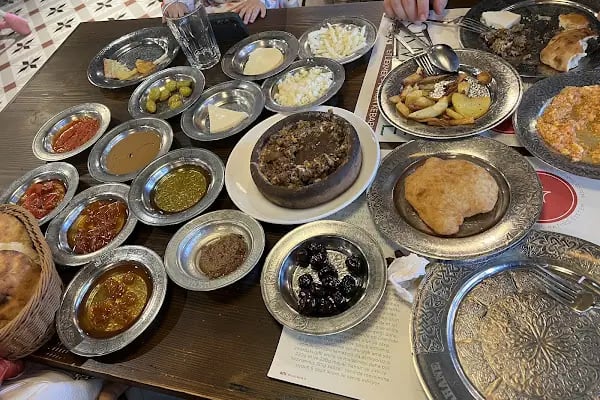 Lokmahane Çarşı - Resim 16