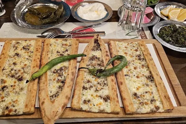 Lokmahane Çarşı - Resim 5