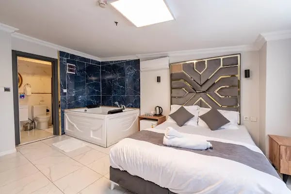 Highway 34 Hotel - Resim 2