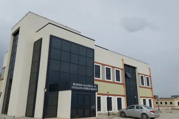 Kocaeli Üniversitesi Bilgisayar Araştırma ve Uygulama Merkezi (BAUM) - Resim 3