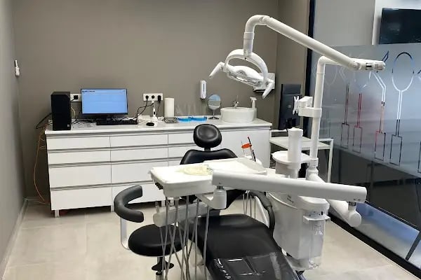 Güneşli Ağız ve Diş Sağlığı Polikliniği - Resim 7