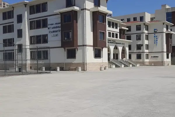 İstanbul Ataşehir Kız Anadolu İmam Hatip Lisesi - Resim 10