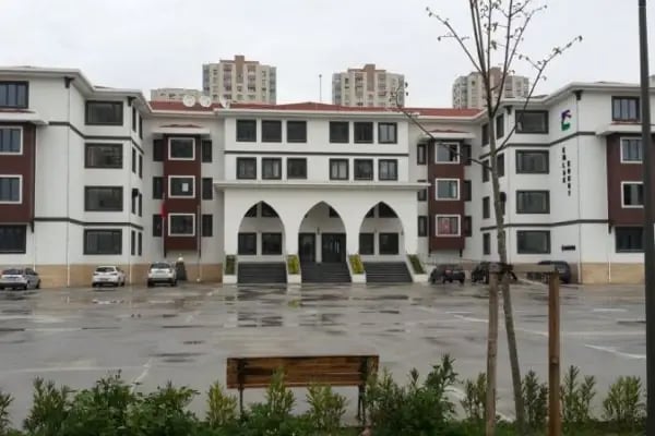 İstanbul Ataşehir Kız Anadolu İmam Hatip Lisesi - Resim 11