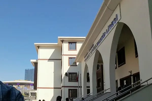 İstanbul Ataşehir Kız Anadolu İmam Hatip Lisesi - Resim 8