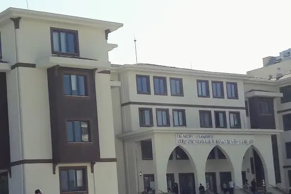 İstanbul Ataşehir Kız Anadolu İmam Hatip Lisesi - Resim 14