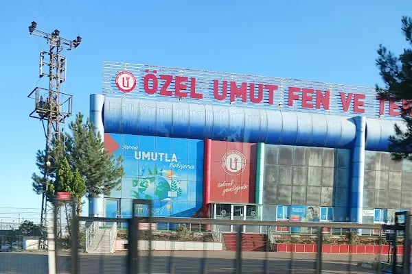 Umut Fen ve Teknoloji Koleji - Resim 4