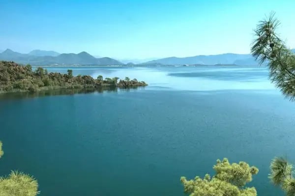 Dalyan Gölü - Resim 1