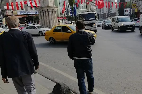 Güneşli Meydanı - Resim 14