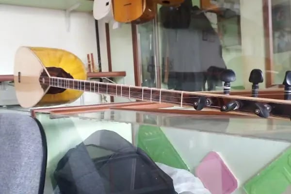 Öztürk Saz Ve Müzik Evi - Resim 4