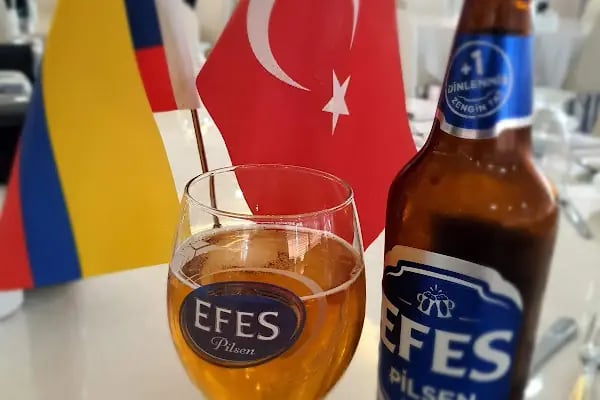 Dışarı Cafe &amp; Kitchen - Resim 11