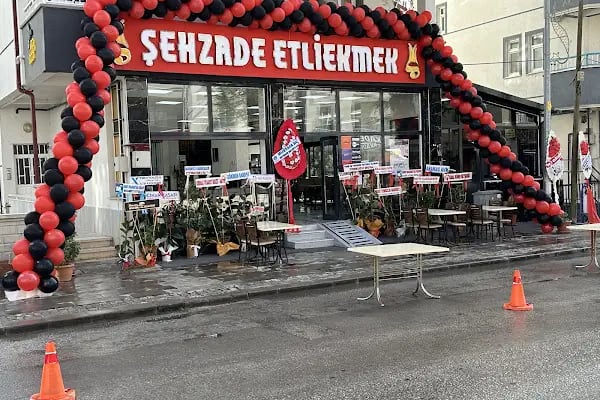 Şehzade Etli Ekmek - Lahmacun - Resim 2