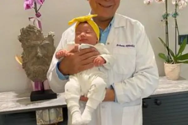 DR. NEZİHİ EŞREF KURDOĞLU - Resim 1