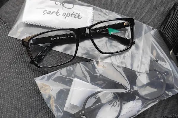 Çark Optik - Resim 1
