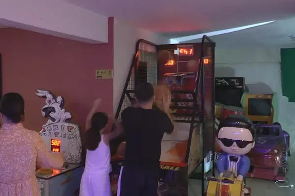 GOLD CITY OTEL BOWLİNG BİLARDO GAME CENTER - Resim 8