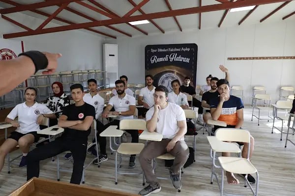 İstanbul Rumeli Üniversitesi Kadıköy Uygulama ve Araştırma Yerleşkesi - Resim 5