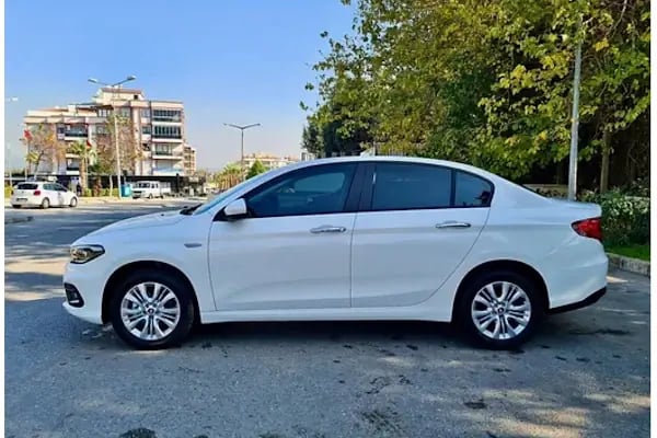 ULALA RENT A CAR - Resim 4