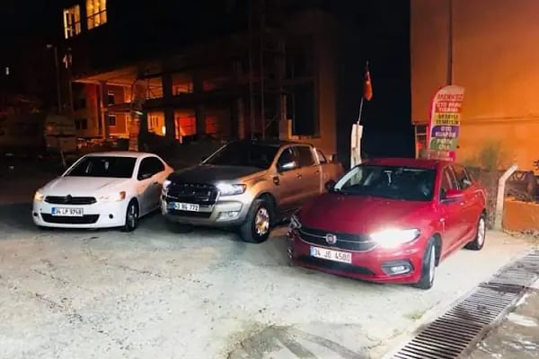 ES RENT A CAR - Resim 7