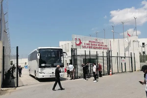 İstanbul Göçmen İdaresi Tuzla Geri Gönderme Merkezi - Resim 19