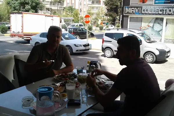 Gülhan Kebap ve Döner Evi - Resim 18