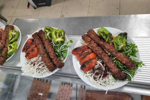 Gülhan Kebap ve Döner Evi - Resim 7