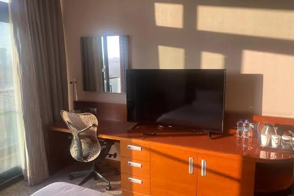 Hilton Garden Inn İzmir Bayraklı - Resim 19
