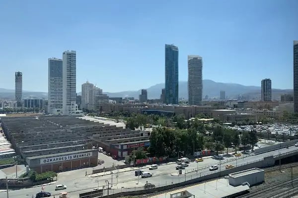 Hilton Garden Inn İzmir Bayraklı - Resim 13