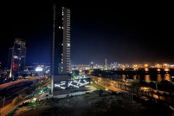 Hilton Garden Inn İzmir Bayraklı - Resim 11