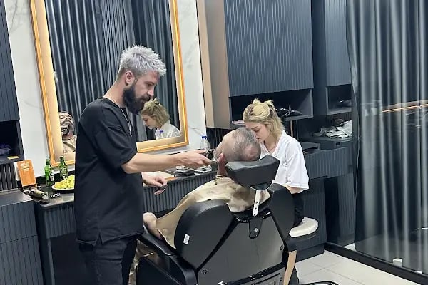 Mehmet Çağdaş Hair Artist - Şemikler - Denizli Erkek Kuaförü - Resim 3