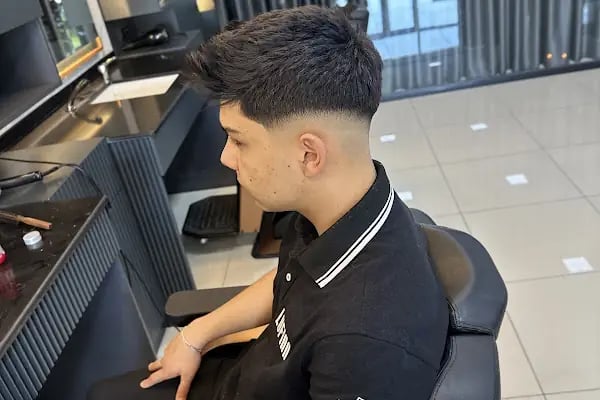 Mehmet Çağdaş Hair Artist - Şemikler - Denizli Erkek Kuaförü - Resim 14