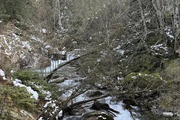Alaçam Şelalesi - Resim 17