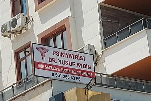 Uzm. Dr. Yusuf Aydın - Resim 3