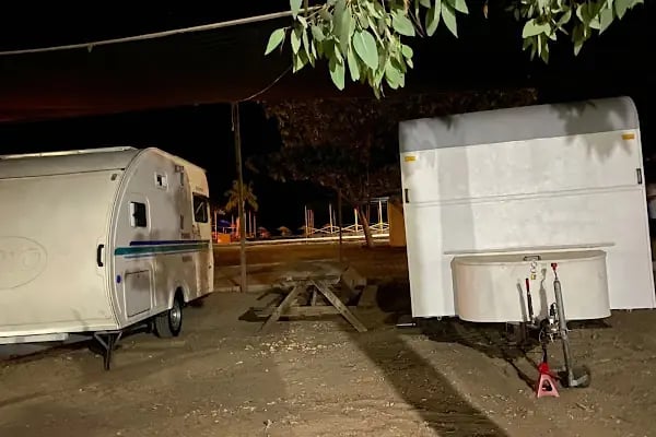 Ürkmez Kamping Çadır ve Bungolov - Resim 13