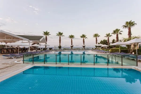 FALCON HOTEL - Resim 14