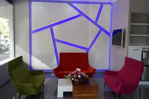 Uzmanlar Diş Kliniği - Doç Dr Mutan Hamdi ARAS - Doç Dr Cihan YILDIRIM - Dt Celil İYİKESİCİ - Resim 5