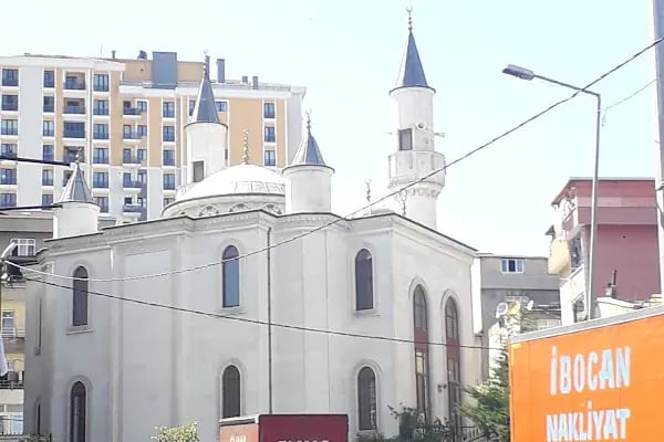 Üstad Bediüzzaman Saidnursi Camii - Resim 6