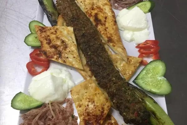 Öz Adana Et Lokantası - Resim 2
