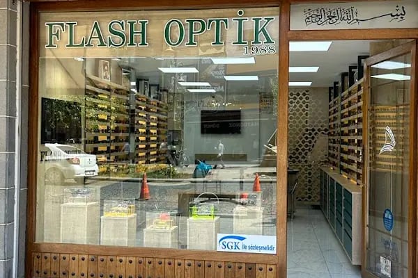 Flash Optik - Resim 2