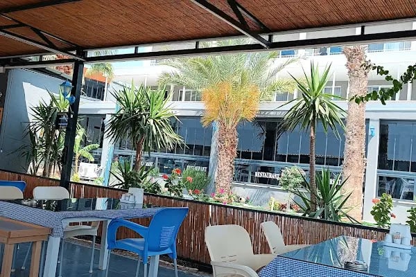 Kupala Beach Hotel - Resim 12