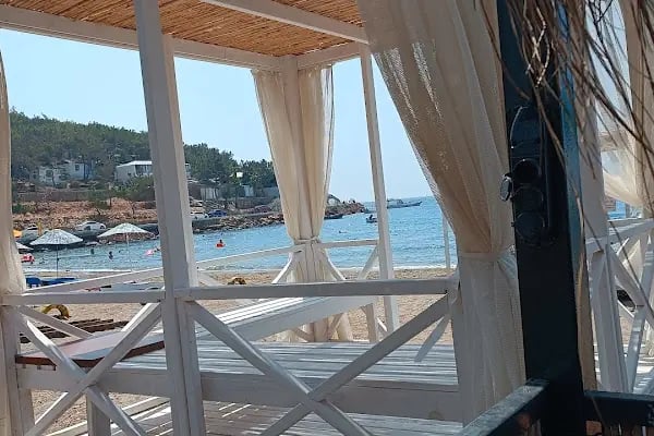 Kupala Beach Hotel - Resim 11