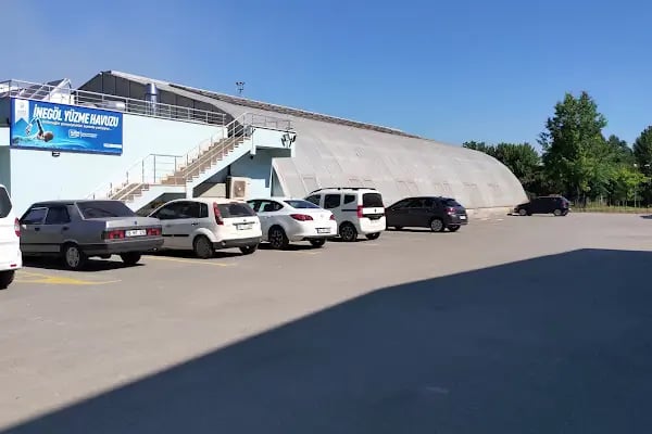 İnegöl Belediyesi Kapalı Yüzme Havuzu - Resim 5
