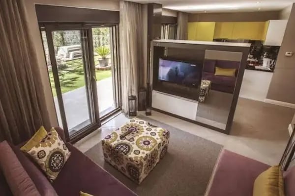 BMK Suites Apartments - Resim 18