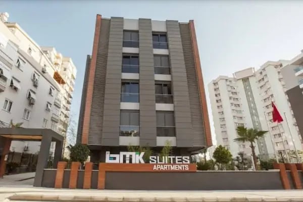 BMK Suites Apartments - Resim 4