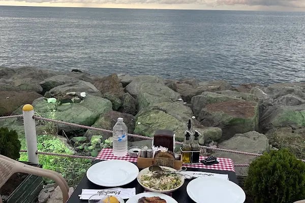 Kamiloğlu Köfte Akçaabat - Resim 5
