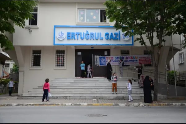 Ertugrul Gazi Bilgi Evi - Resim 1