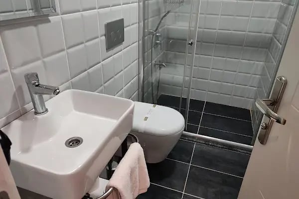 Uzer Otel - Resim 3